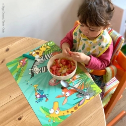 set de table enfant multicolore sur le thème jungle