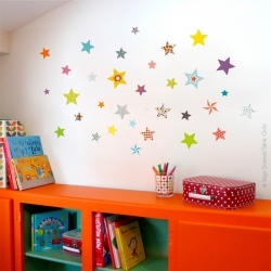 Stickers étoile aux multiple couleurs. adhésif géométrique pour fille et garçon
